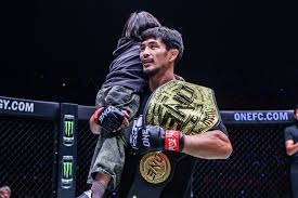 [德甲]弗赖堡获得角球 金特尔头球攻门得手